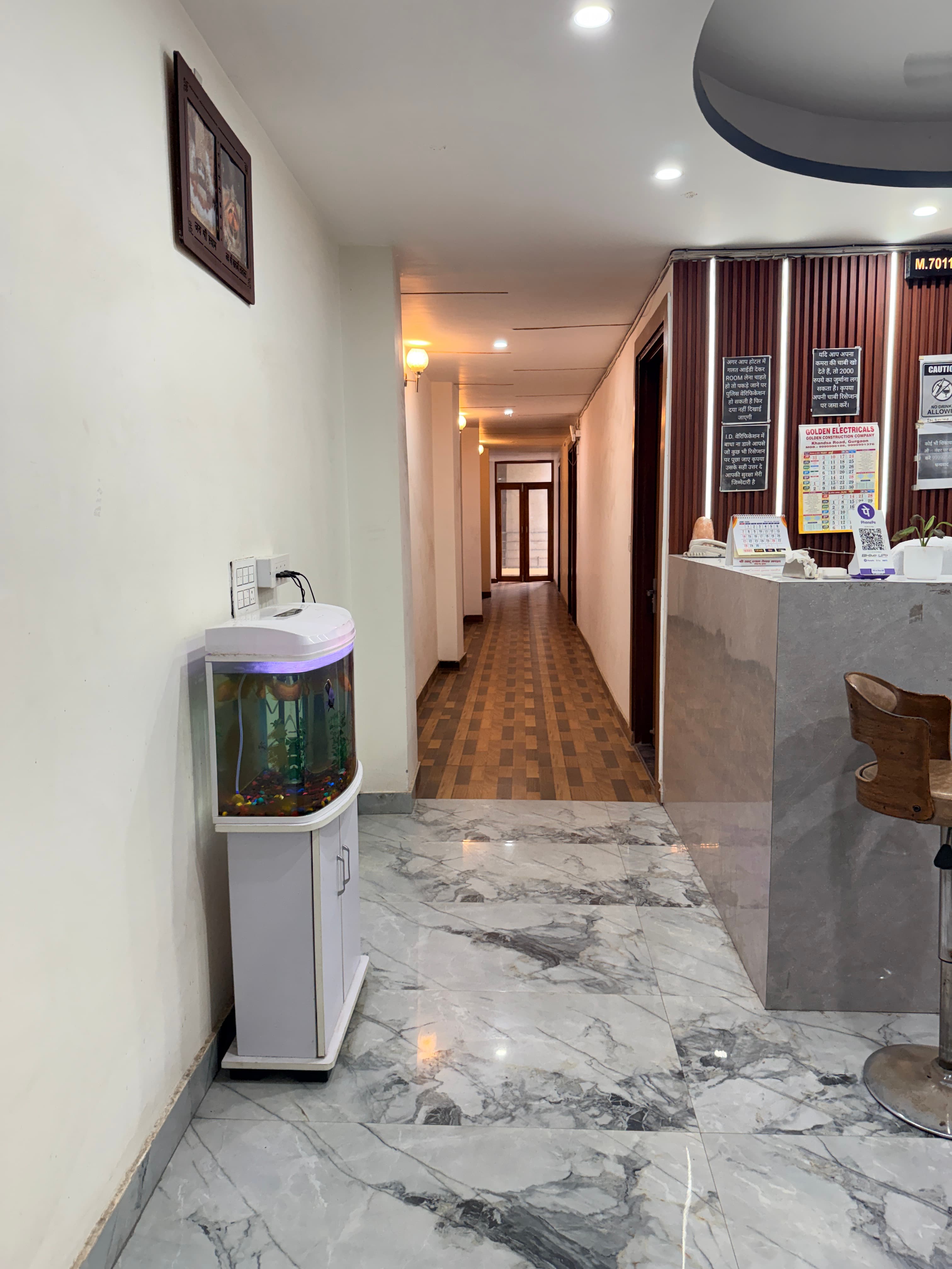 Experience Luxury at Hotel Blu Plaza
